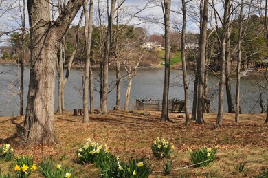 9 Pepperrell Rd, Kittery Point, ME 03905 - photo 6