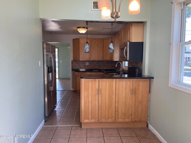 23 Park Ave, Keansburg, NJ 07734 - photo 5