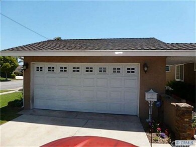 Detached Garage