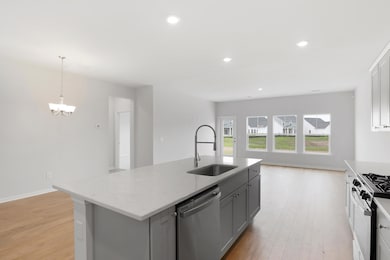 222PinkAzalea-KeenEyeMarketing-011