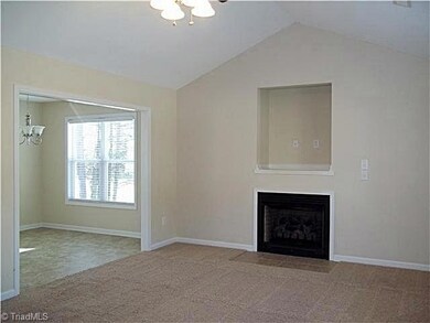 217 W Bailey St, Asheboro, NC 27203 - photo 3