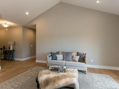 1263 N Allen Rd, Hendersonville, NC 28792 - photo 7