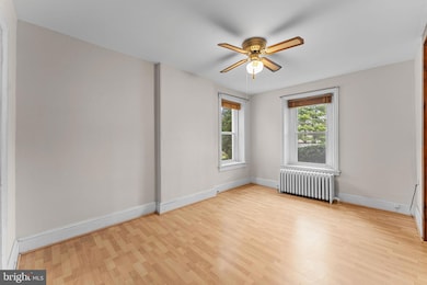 158 W Butler Ave, Doylestown, PA 18901 - photo 5