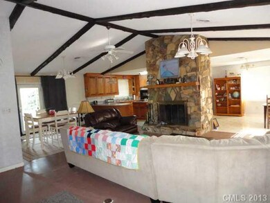 842 Bell Farm Rd, Statesville, NC 28625 - photo 6