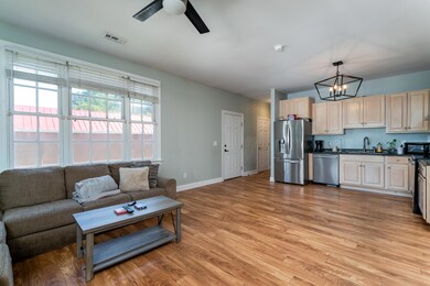 27AikinSt_025
