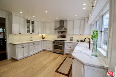 20980 Costanso St, Woodland Hills, CA 91364 - photo 7