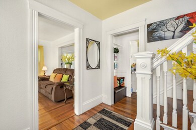 3 Wallace St, Worcester, MA 01605 - photo 4