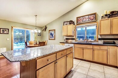 20598 Conifer Ave, Bend, OR 97702 - photo 5