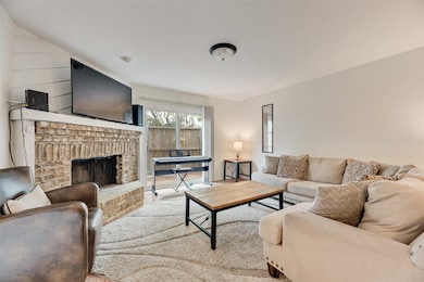 333 Melrose Dr unit 26D, Richardson, TX 75080 - photo 2