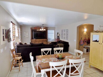 Dining - Family Room