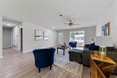 302 Hillside Dr, Gainesville, TX 76240 - photo 5