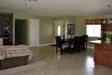 Dining room 1