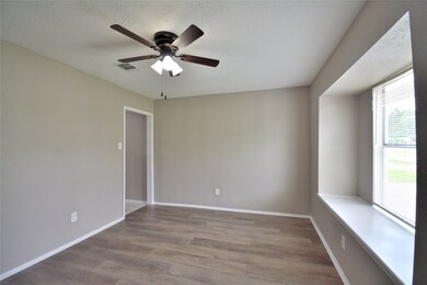 16410 Blackhawk Blvd, Friendswood, TX 77546 - photo 7