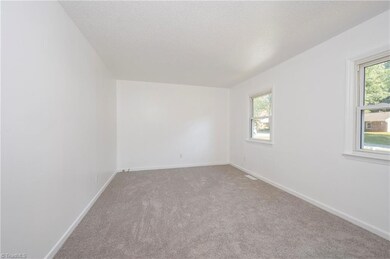 7624 Pine St, Rural Hall, NC 27045 - photo 7