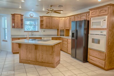 005_Kitchen