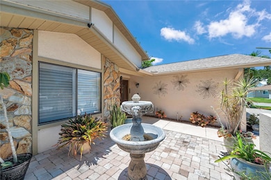 Front courtyard 2