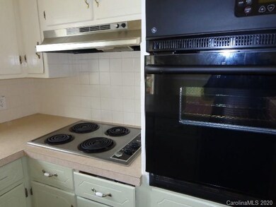 169 3rd Creek Rd, Statesville, NC 28677 - photo 6