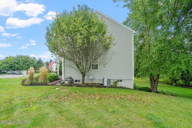 806 North Crest Court Schenectady NY 015
