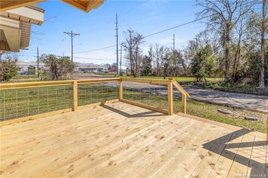 219 N Hodges St, Lake Charles, LA 70601 - photo 4