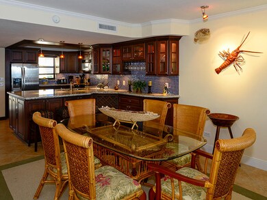 Dining & Kitchen Area