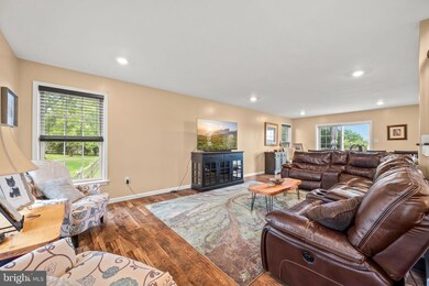 509 Kolb Rd, Spring City, PA 19475 - photo 7