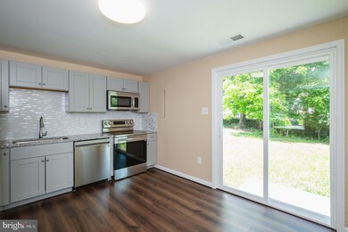 6412 L St, Capitol Heights, MD 20743 - photo 3