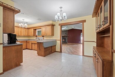 1224 5th St, Jesup, IA 50648 - photo 7