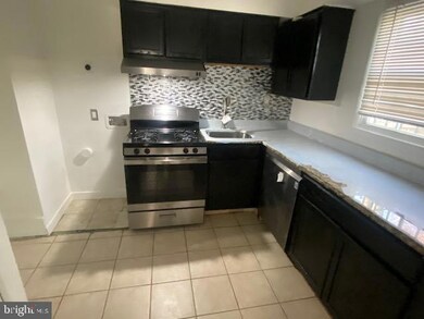 6704 Vermont Ct, Hyattsville, MD 20785 - photo 3