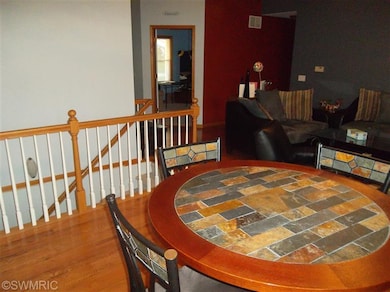 53567 Meadow View Ln, Paw Paw, MI 49079 - photo 5