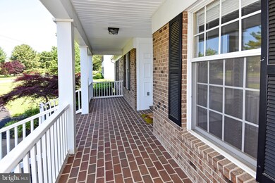 6763 Lake Dr, Warrenton, VA 20187 - photo 2