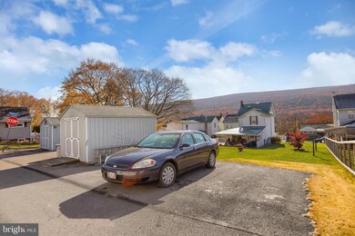 331 Julian St, Williamstown, PA 17098 - photo 6