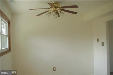 616 W 13th St, Front Royal, VA 22630 - photo 5