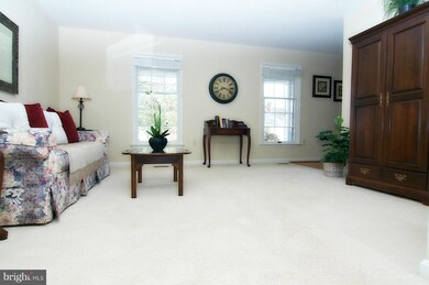 2109 Foxfield Cir, Frederick, MD 21702 - photo 4