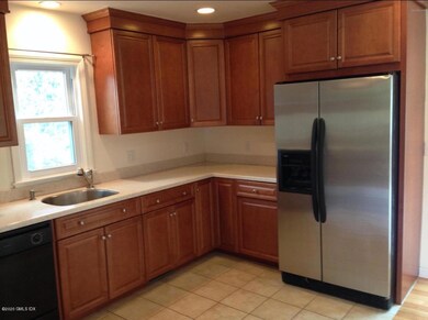 28 Rippowam Rd unit A, Cos Cob, CT 06807 - photo 6