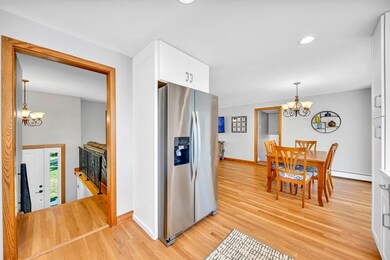 128 Bradford St, North Andover, MA 01845 - photo 5