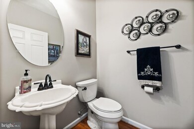 226 N View Cir, Warrenton, VA 20186 - photo 5