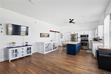 702 E Oak St, New Albany, IN 47150 - photo 5