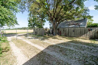 9340 N Maize Rd, Valley Center, KS 67147 - photo 3