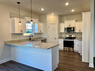 109 Burberry Cir, Greenwood, SC 29646 - photo 3