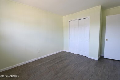 814 Laurel St, Lakehurst, NJ 08733 - photo 7