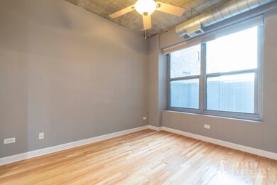 933 W Van Buren St unit 321, Chicago, IL 60607 - photo 7