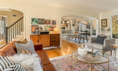 154 W Bergen Dr, Milwaukee, WI 53217 - photo 4