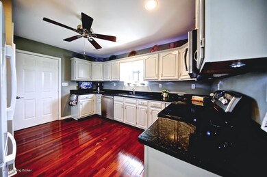 321 Newman Way, Mount Washington, KY 40047 - photo 6