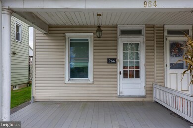 964 W Main St, New Holland, PA 17557 - photo 4
