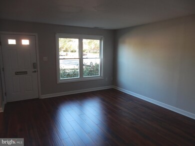 1085 Harbour Dr unit 1085, Palmyra, NJ 08065 - photo 4