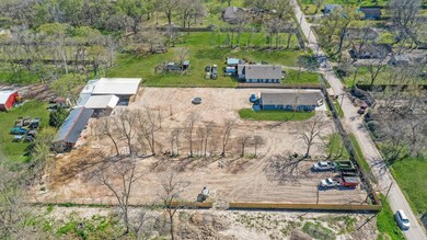 9426 Tower St, Houston, TX 77088 - photo 4