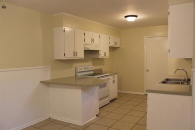 903 Sycamore Dr, Manchester, TN 37355 - photo 5