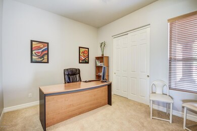 Bed 4-office