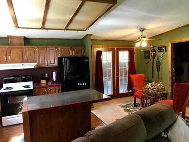Eat in kitchen