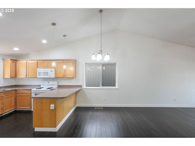 1748 Salmon River St NW, Salem, OR 97304 - photo 7